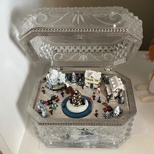 Thomas Kinkade Holiday Reflections Crystal Music Box Limited Edition COA